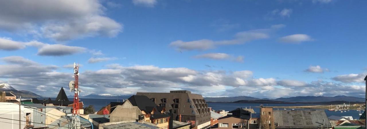 Hostal Malvinas Ushuaia Exterior foto